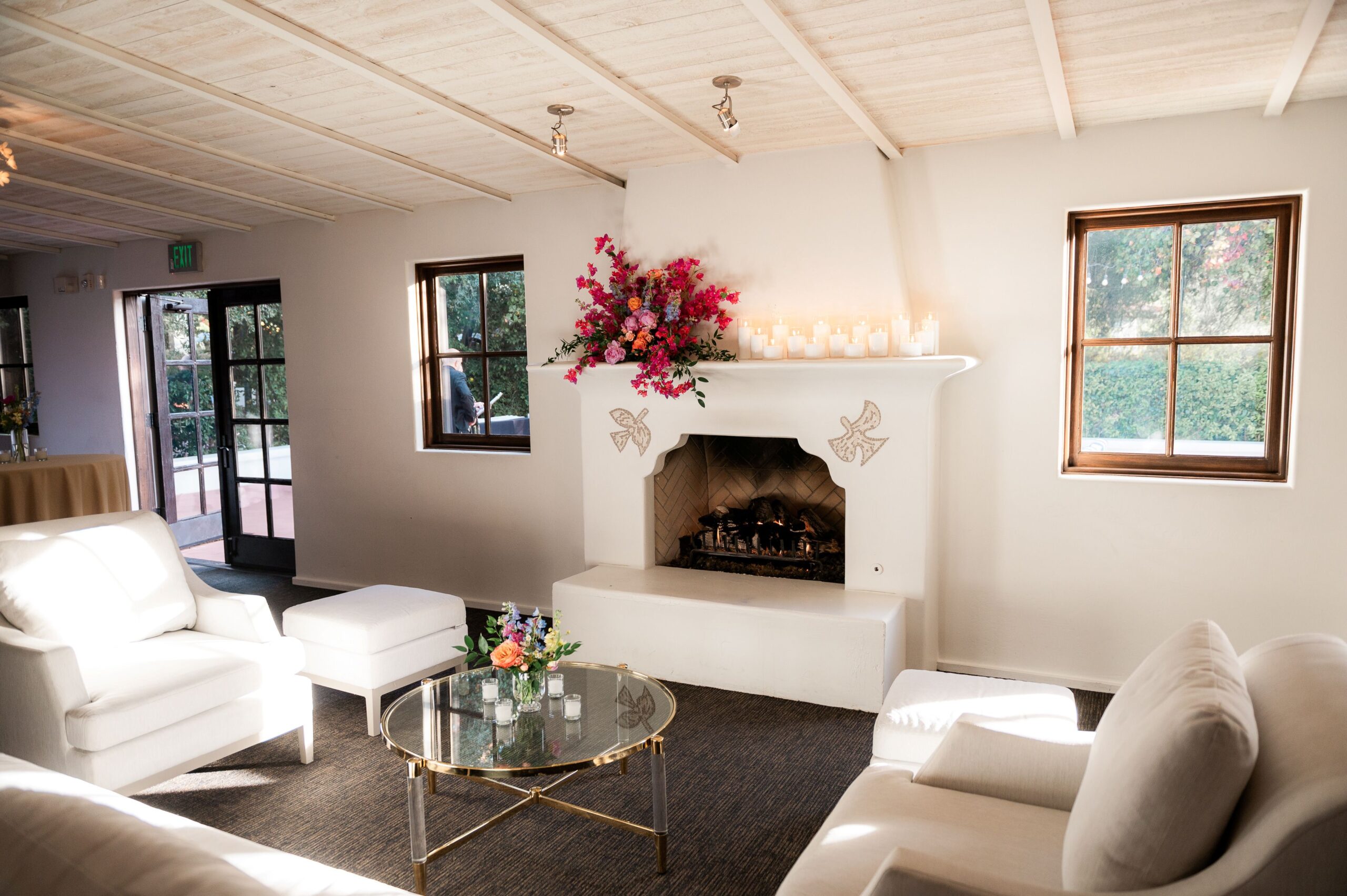 el-chorro-casa-paloma-venue-space-fireplace-lounge